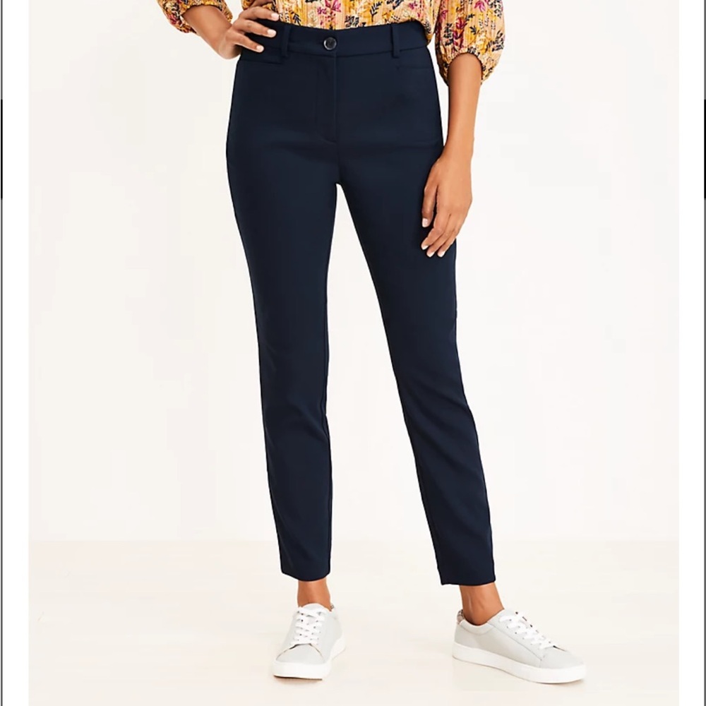 LOFT Sutton Skinny Pant Size 4 -  (Color) Navy
